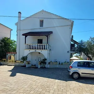 villa-vilma.hotelinzadar.com/