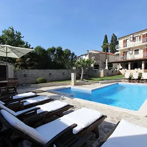 Bed & Breakfast Velike Stine ***