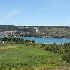  Apartment Bridge And Beach Croatia